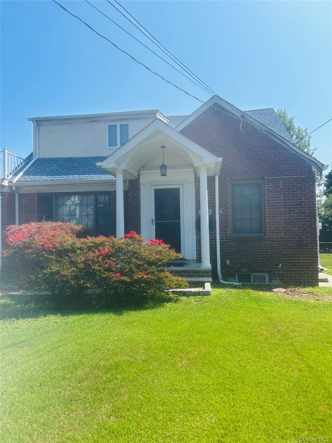 638 Concord Avenue, Williston Park, NY 11596