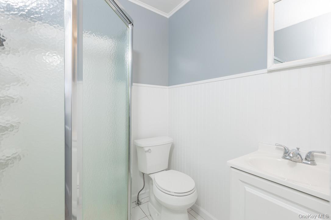 80 Kensington Court, Copiague, NY 11726