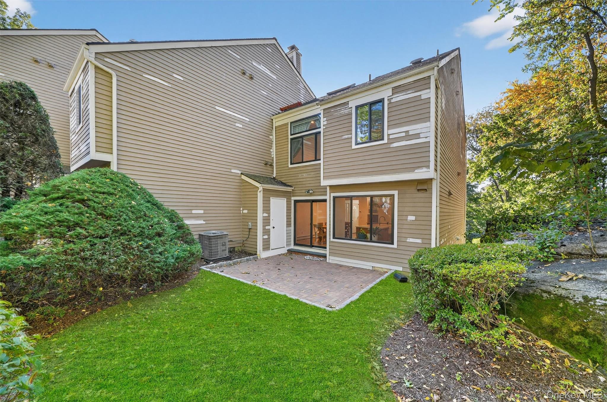 1 Top Of The Ridge # B1, Mamaroneck, NY 10543