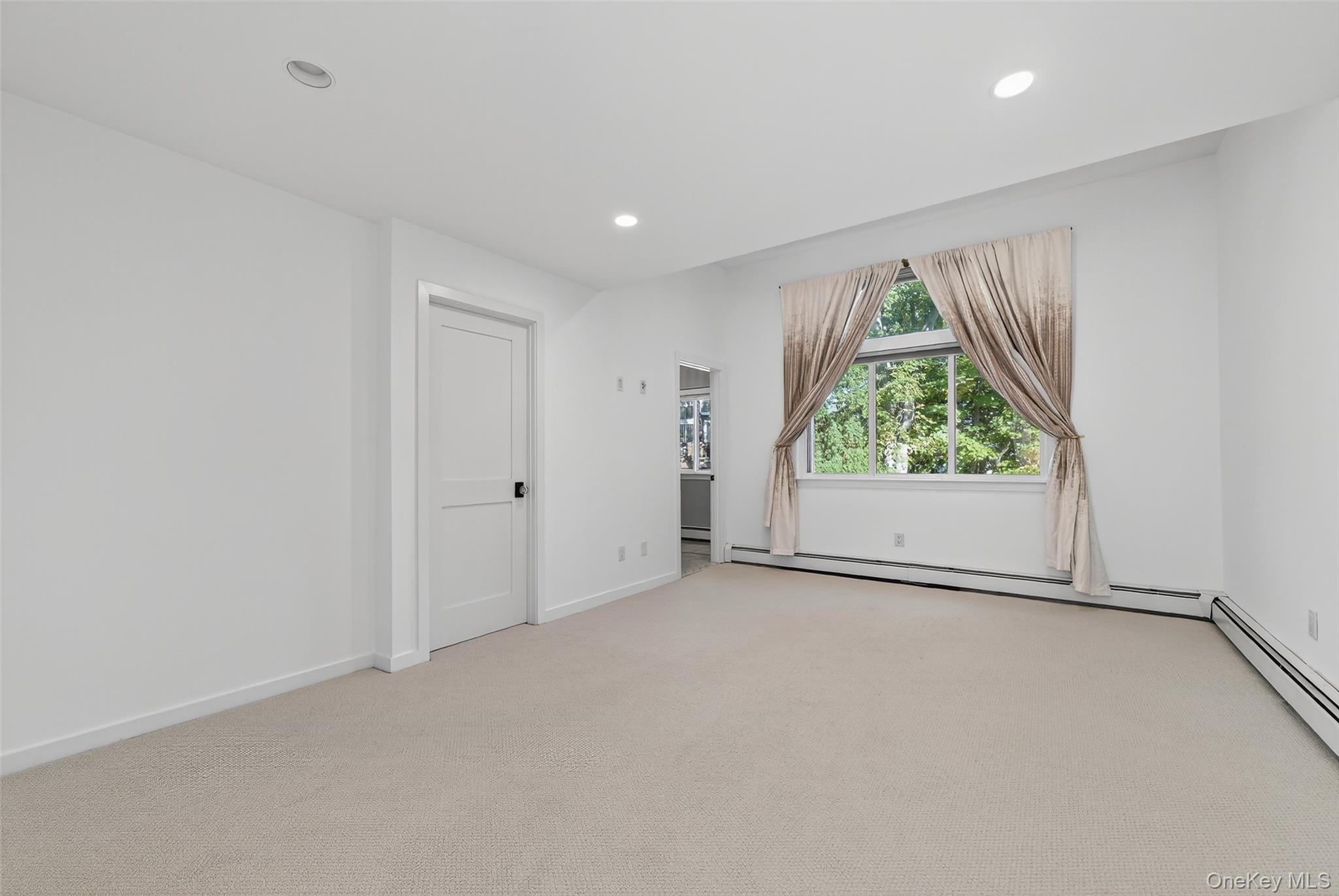 1 Top Of The Ridge # B1, Mamaroneck, NY 10543