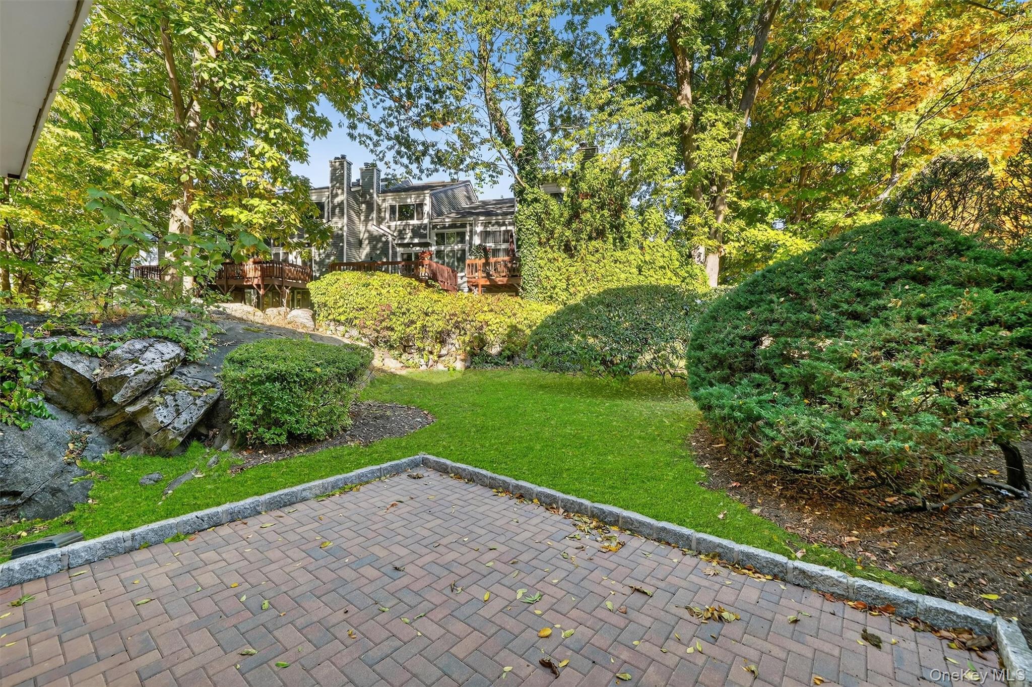 1 Top Of The Ridge # B1, Mamaroneck, NY 10543