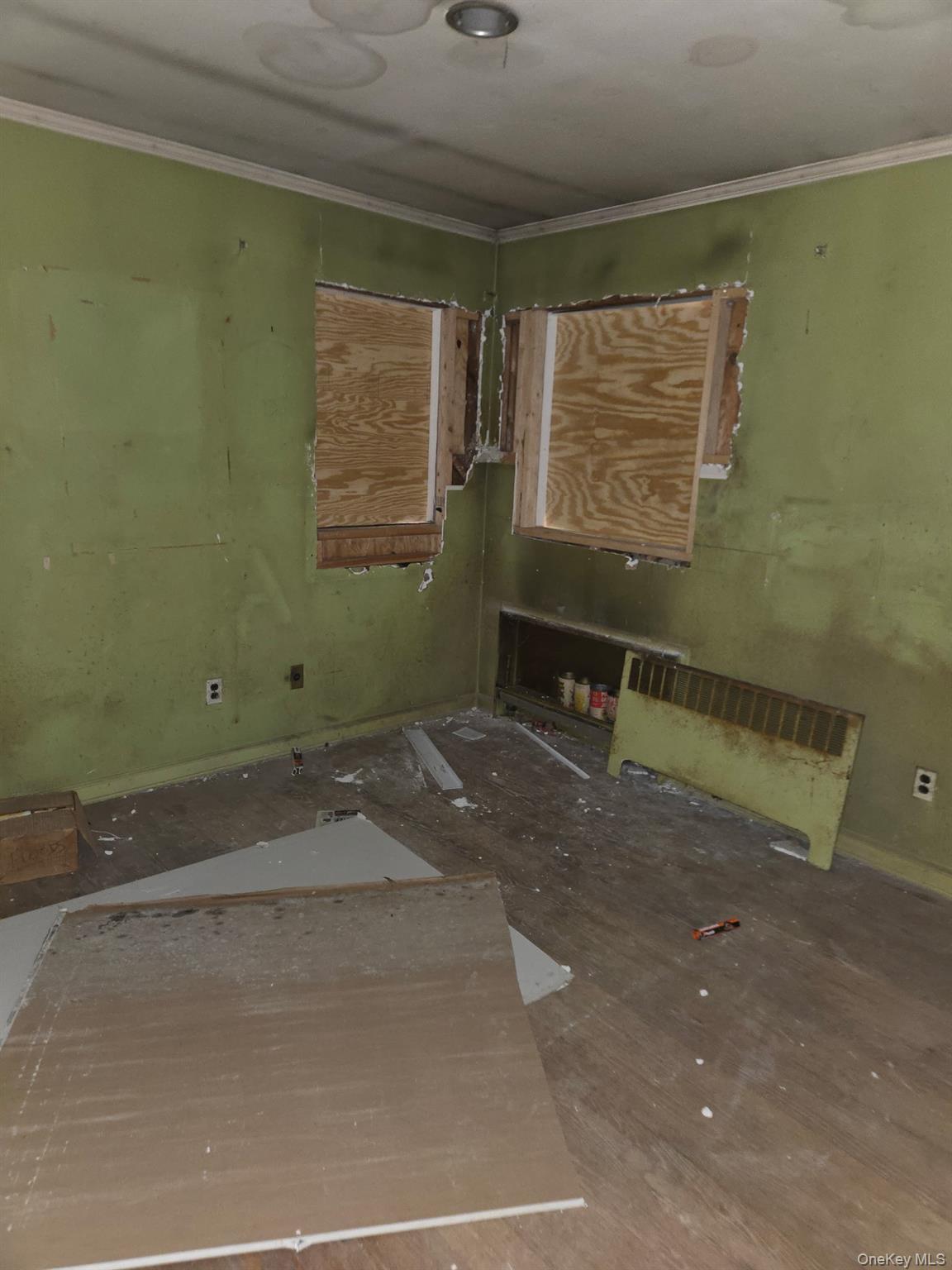 2766 Woods Avenue, Oceanside, NY 11572