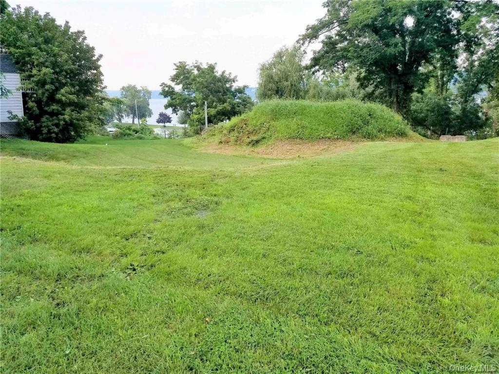 187 Tilden Street, Port Ewen, NY 12466