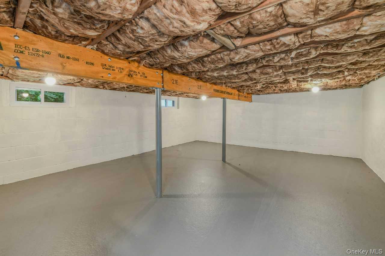 9 Moscato Street, Huntington, NY 11743