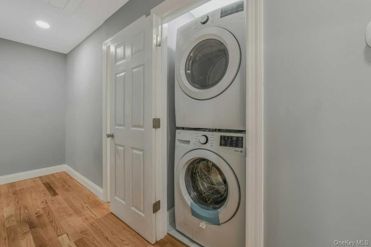 9 Moscato Street, Huntington, NY 11743