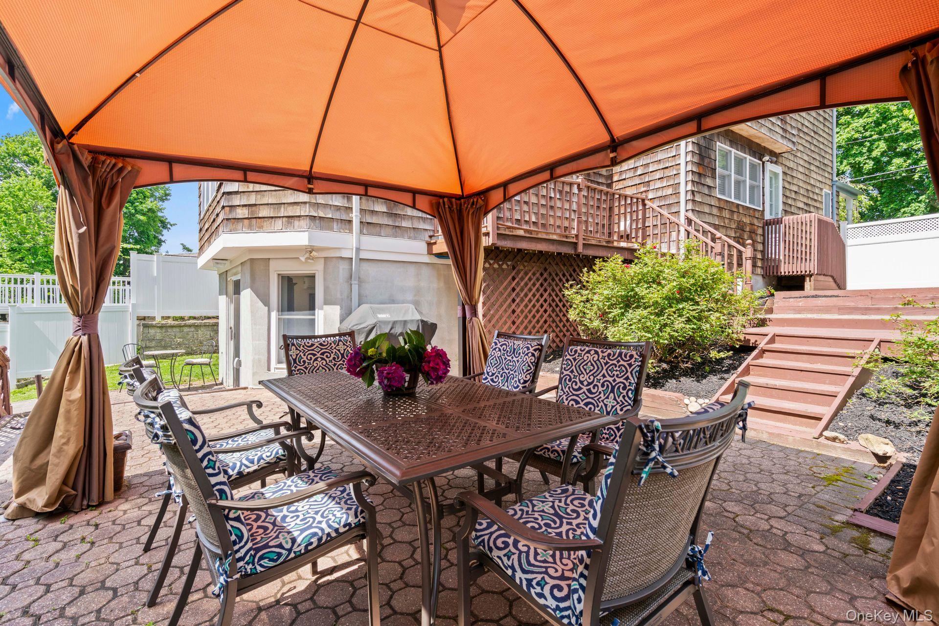 53 Irwin Place, Huntington, NY 11743