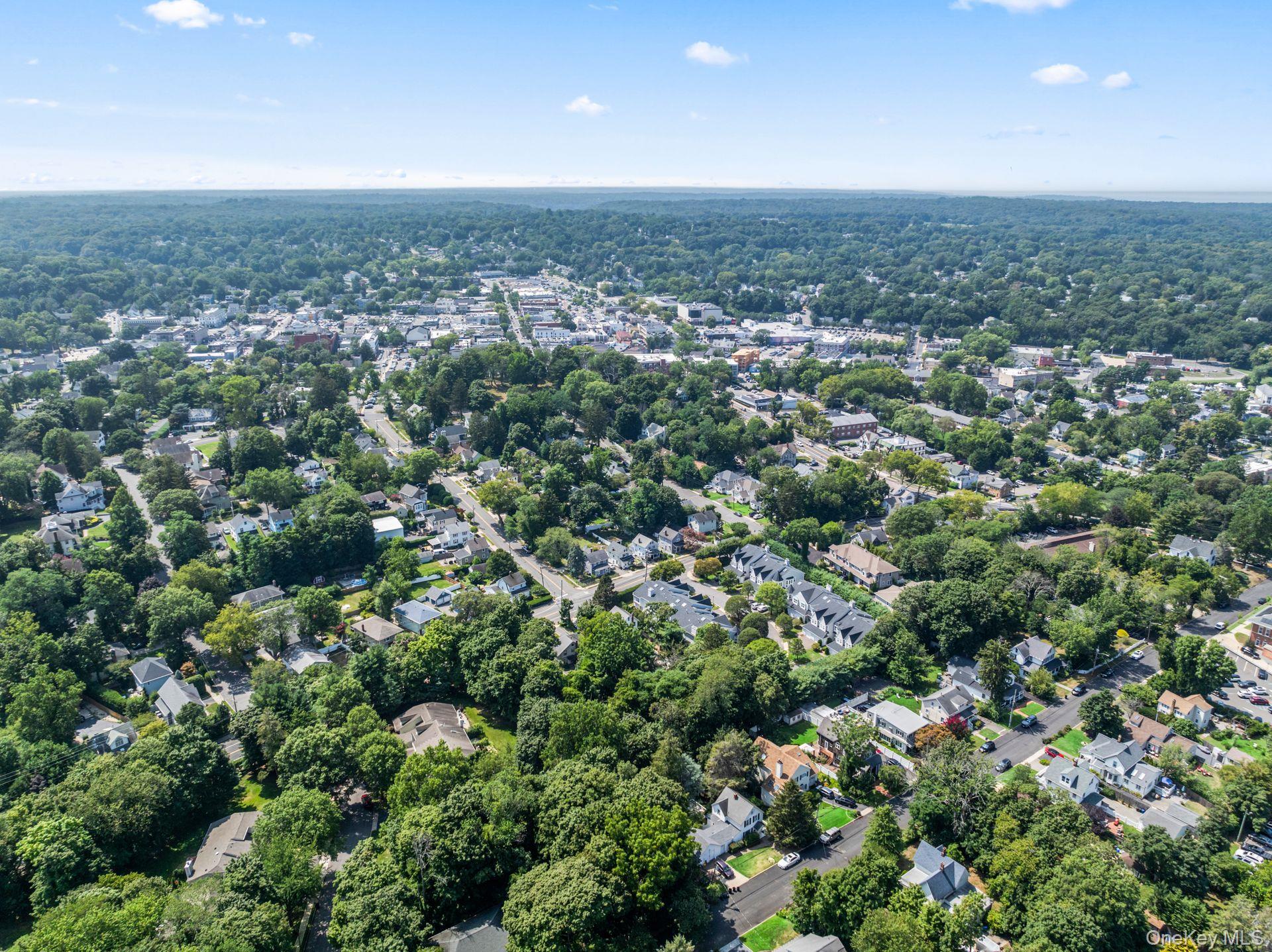 53 Irwin Place, Huntington, NY 11743