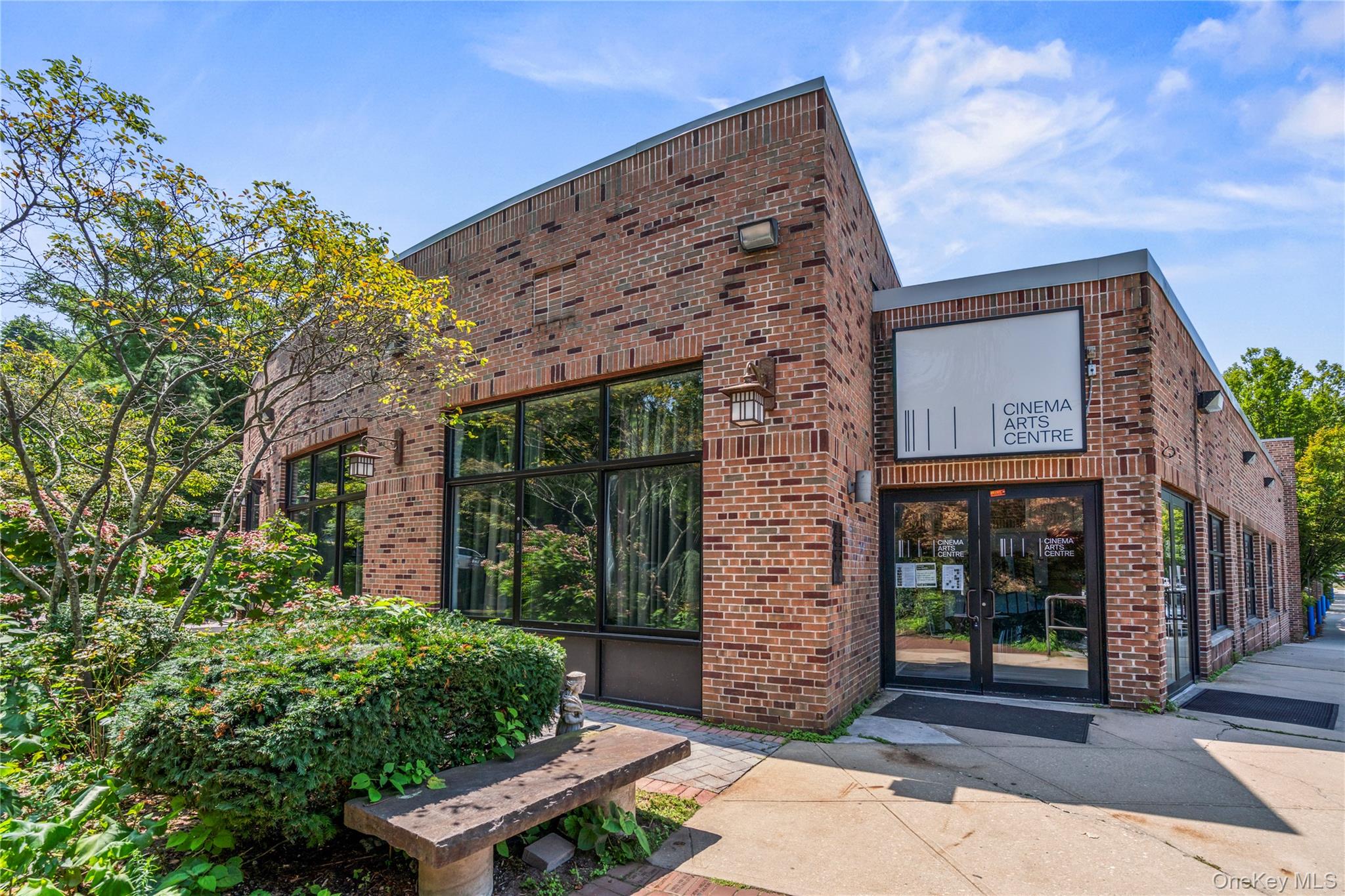 53 Irwin Place, Huntington, NY 11743