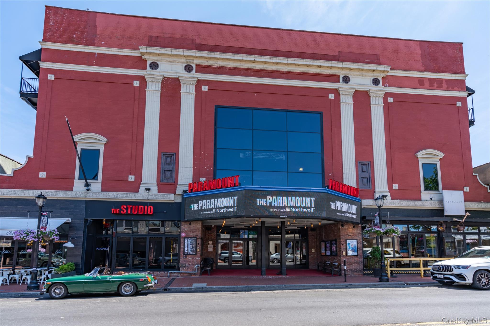 53 Irwin Place, Huntington, NY 11743