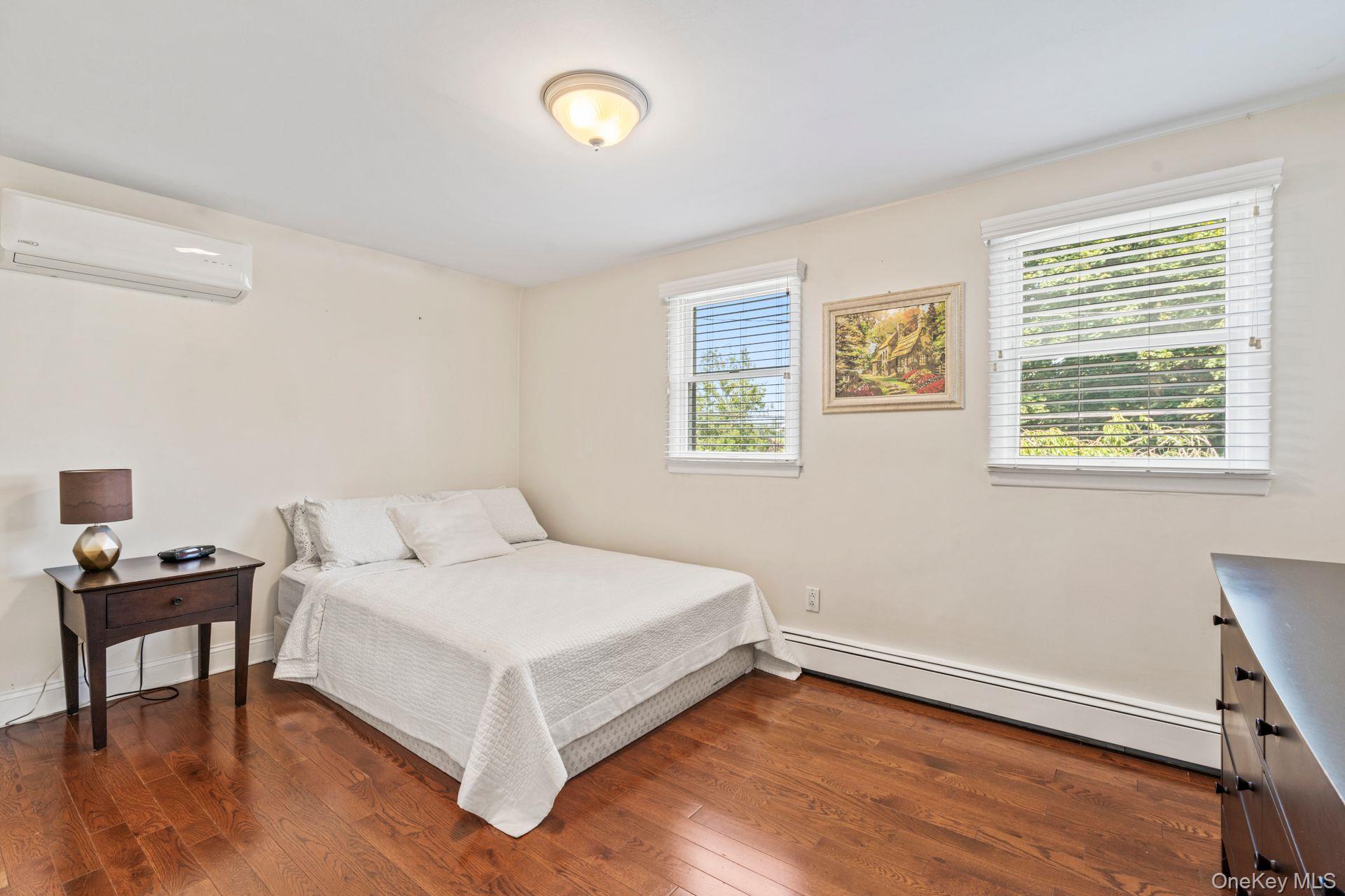 53 Irwin Place, Huntington, NY 11743