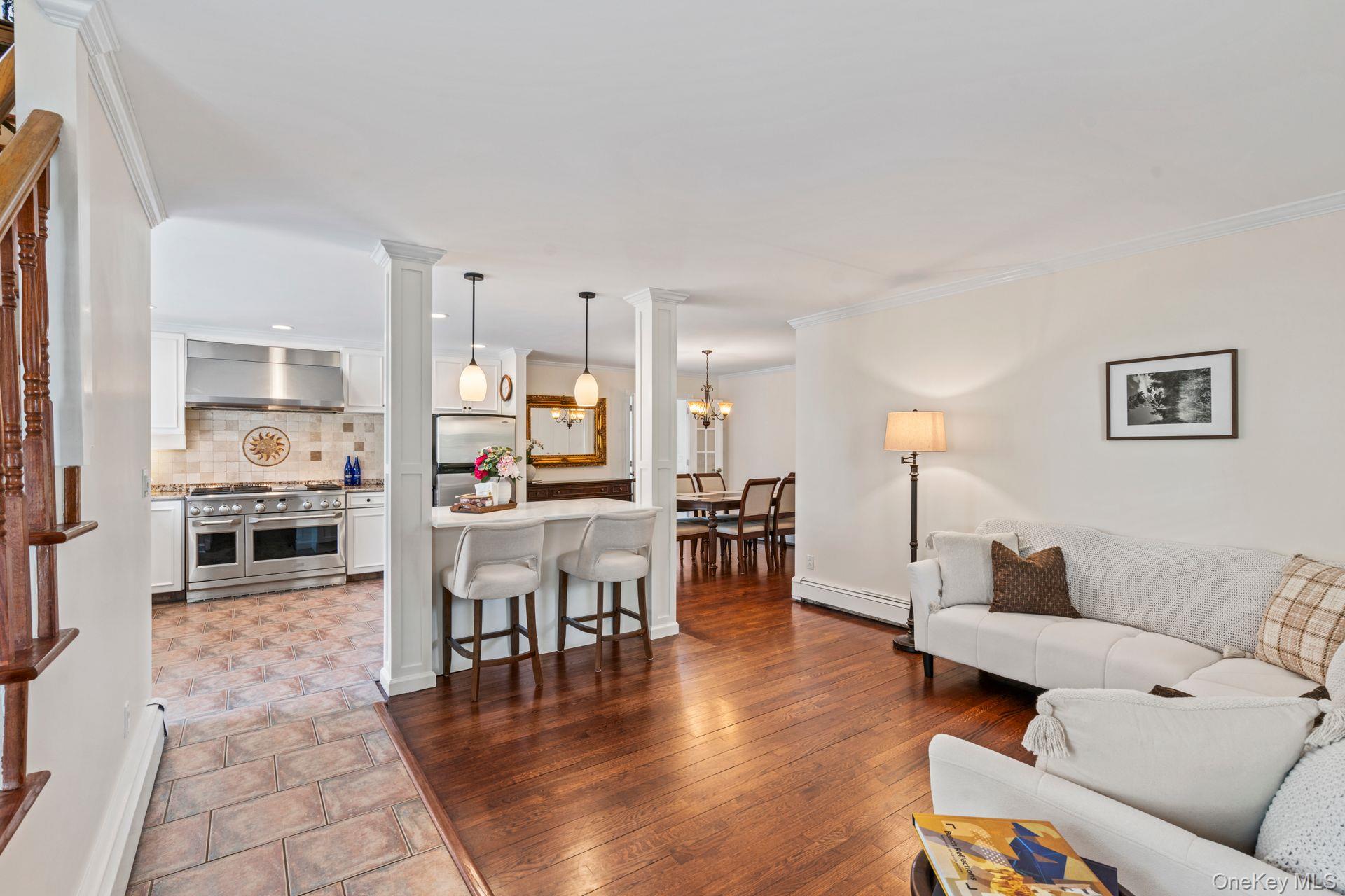 53 Irwin Place, Huntington, NY 11743