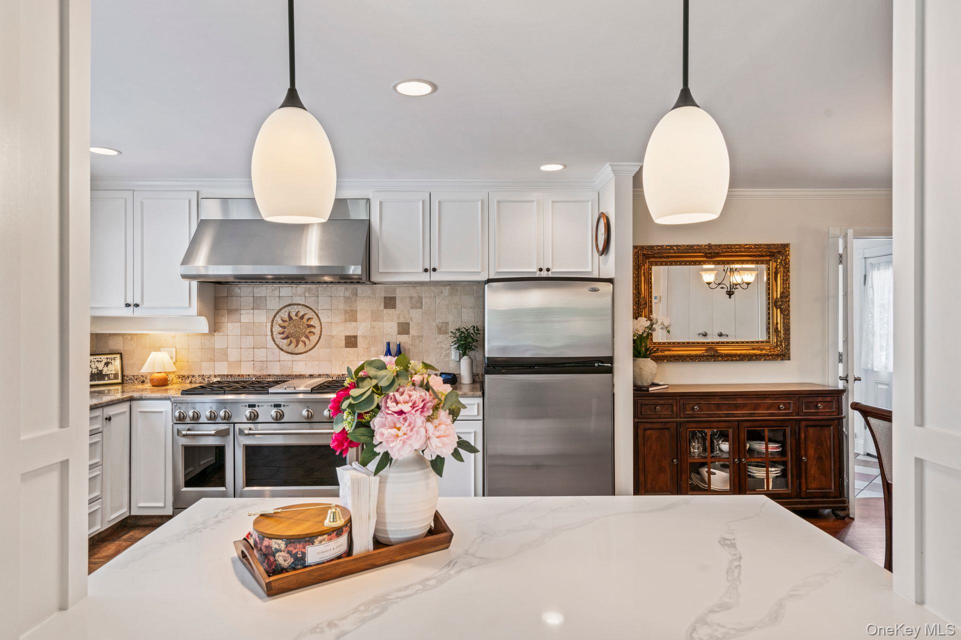 53 Irwin Place, Huntington, NY 11743