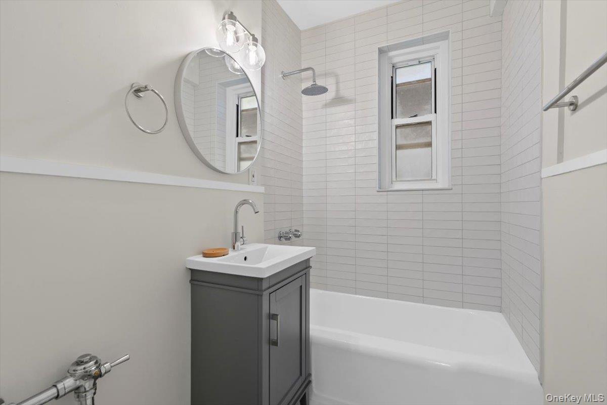 41-35 45th Street # #2B, Sunnyside, NY 11104