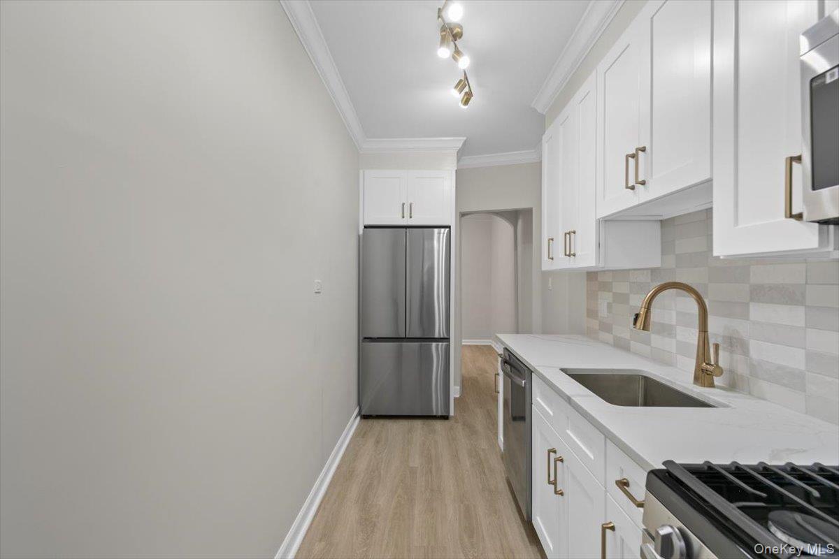 41-35 45th Street # #2B, Sunnyside, NY 11104