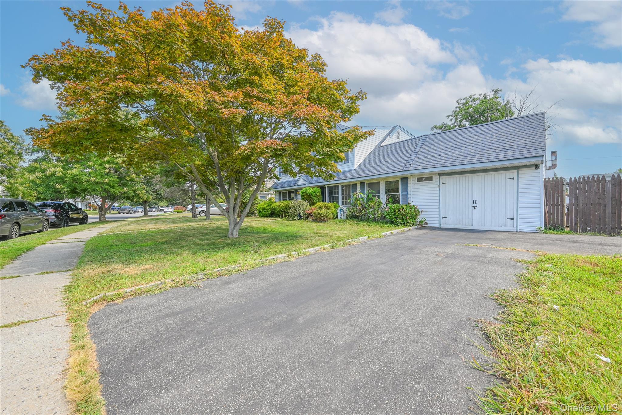 19 Griddle Lane, Levittown, NY 11756