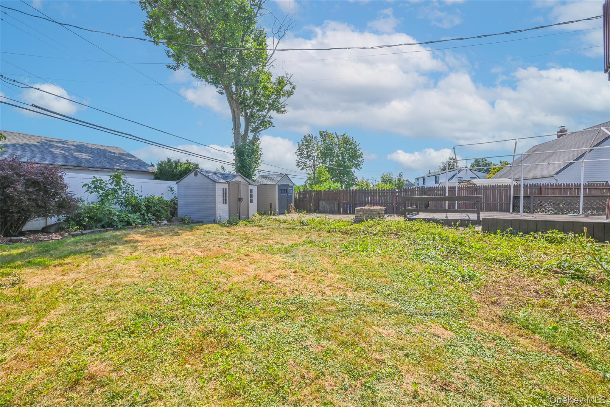 19 Griddle Lane, Levittown, NY 11756