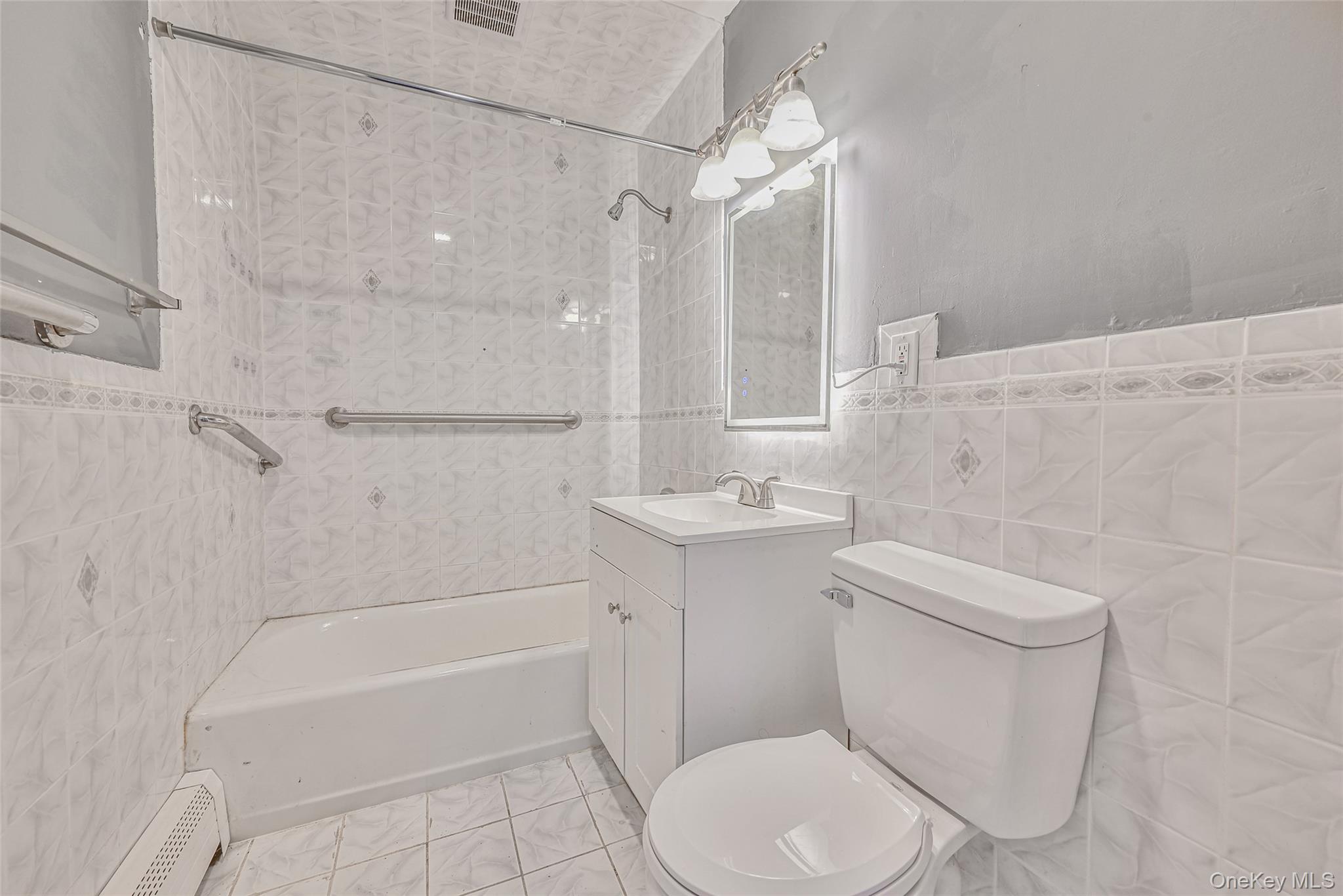 19 Griddle Lane, Levittown, NY 11756