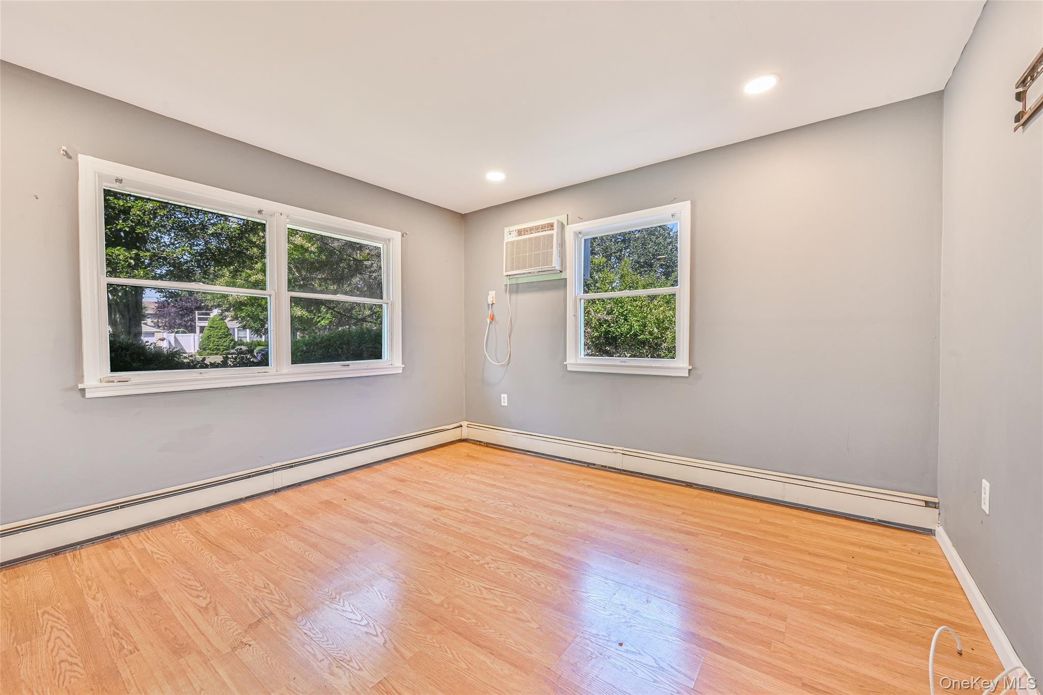 19 Griddle Lane, Levittown, NY 11756