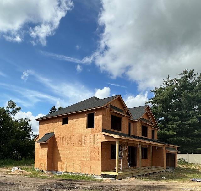 3 Carmine Court, Commack, NY 11725