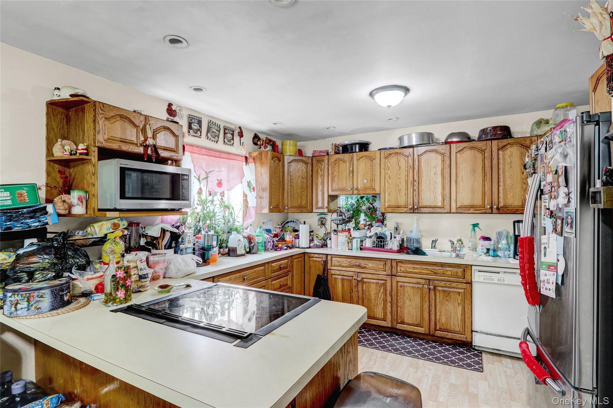 120 Avenue C, Holbrook, NY 11741