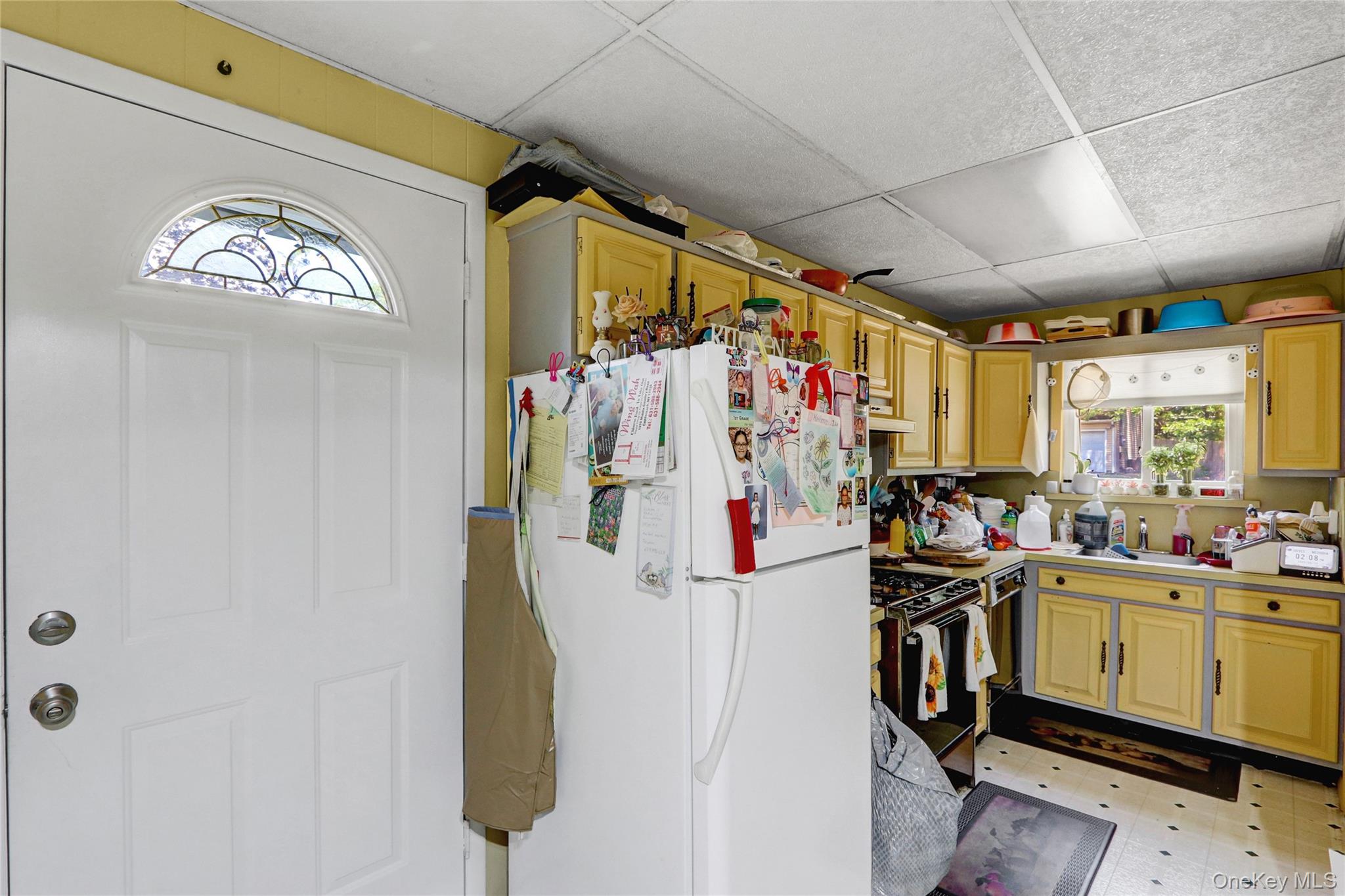 120 Avenue C, Holbrook, NY 11741