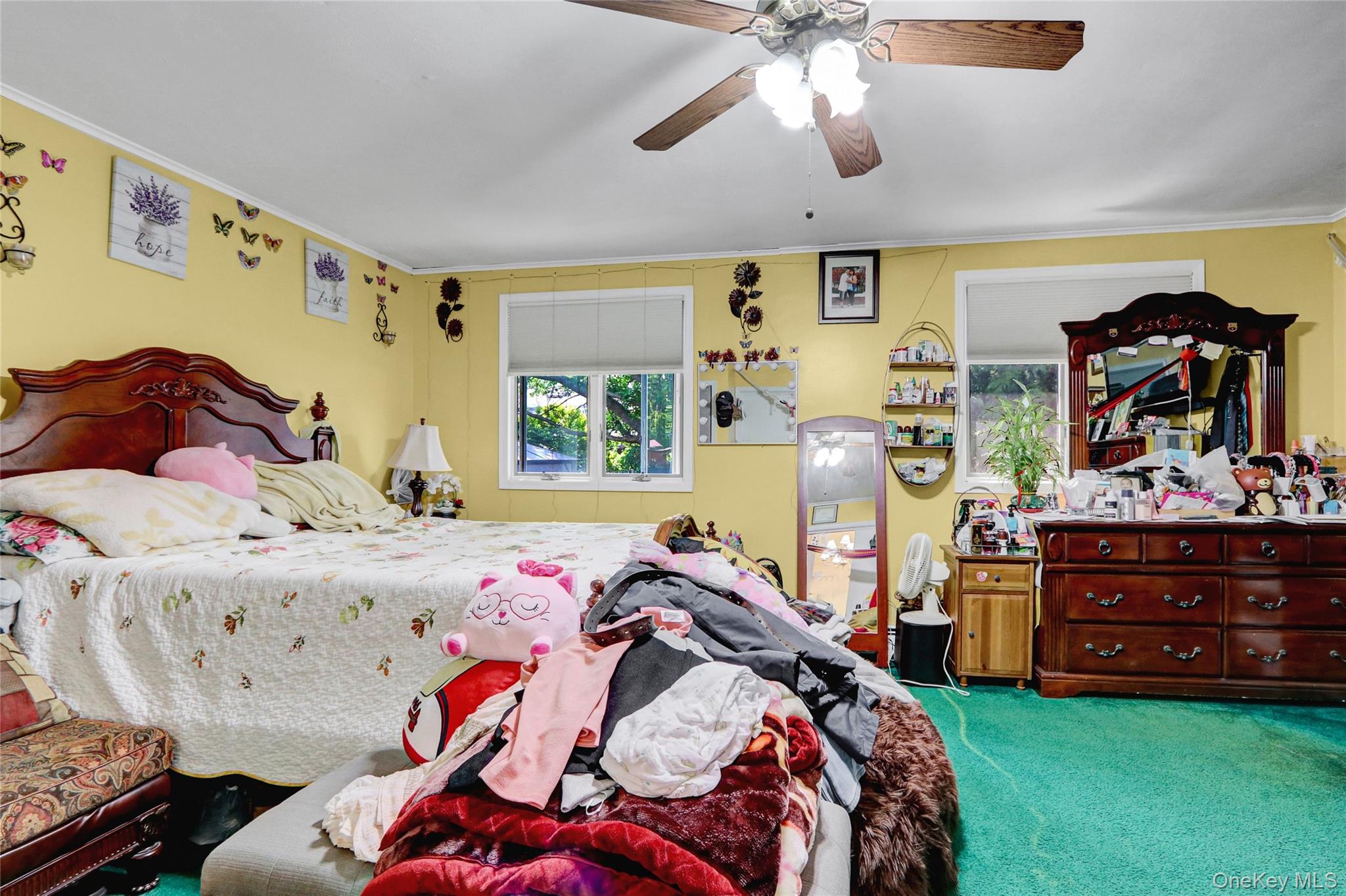 120 Avenue C, Holbrook, NY 11741