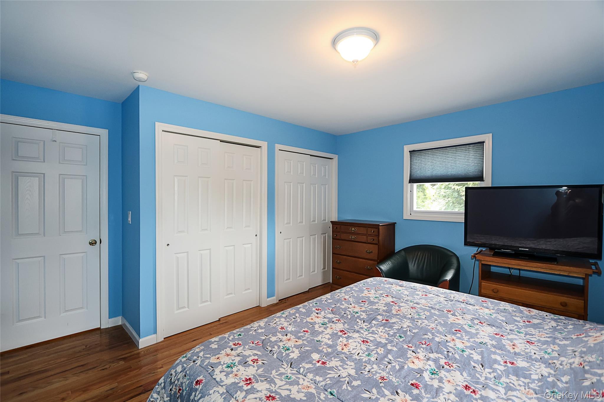 17 2nd Avenue, Locust Valley, NY 11560