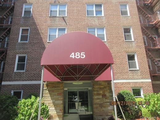 485 Bronx River # B15, Yonkers, NY 10704