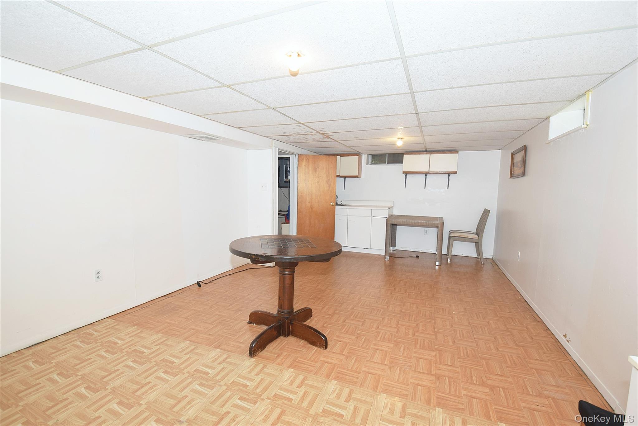 42 Lauren Avenue, Dix Hills, NY 11746