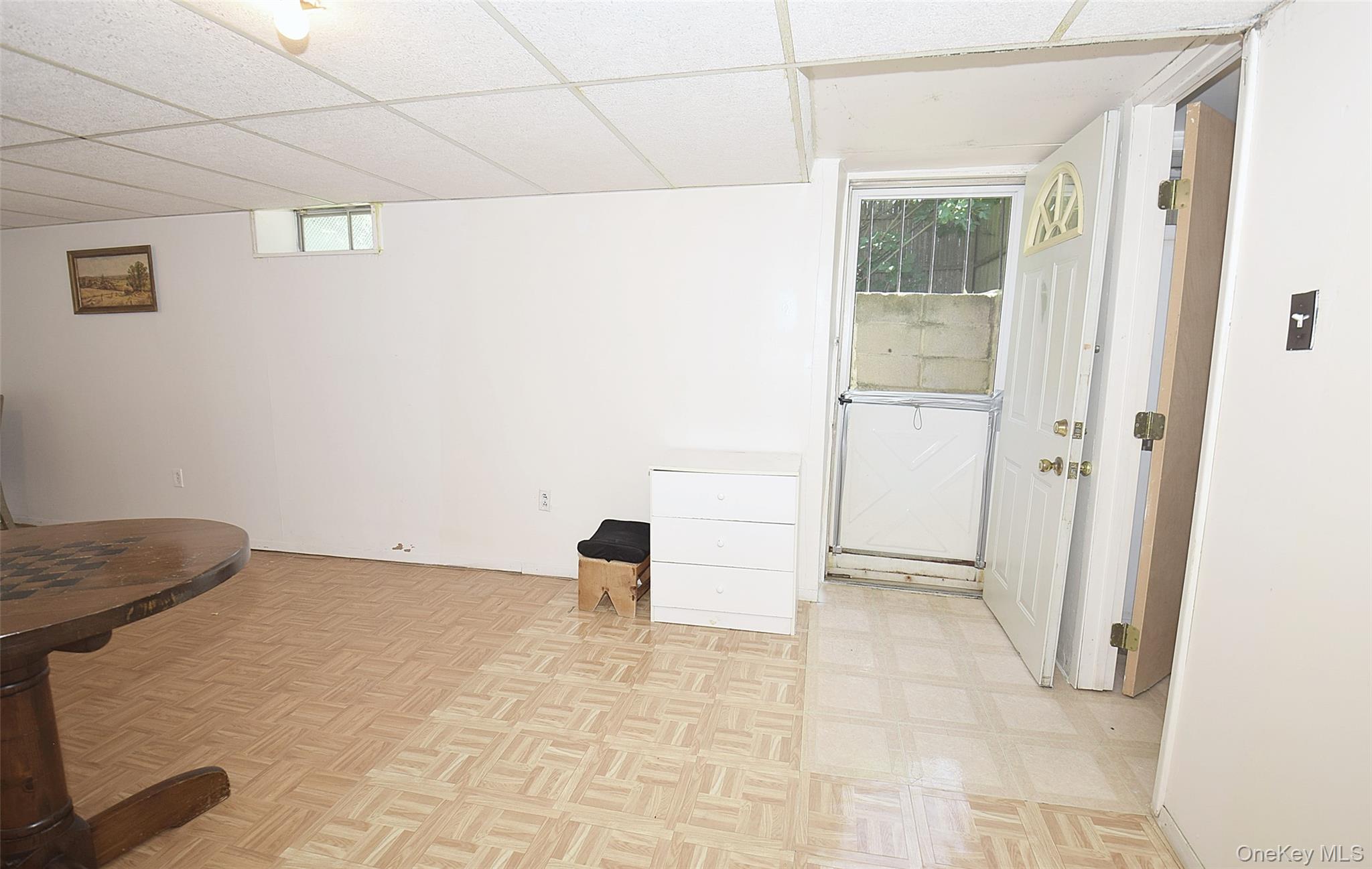 42 Lauren Avenue, Dix Hills, NY 11746