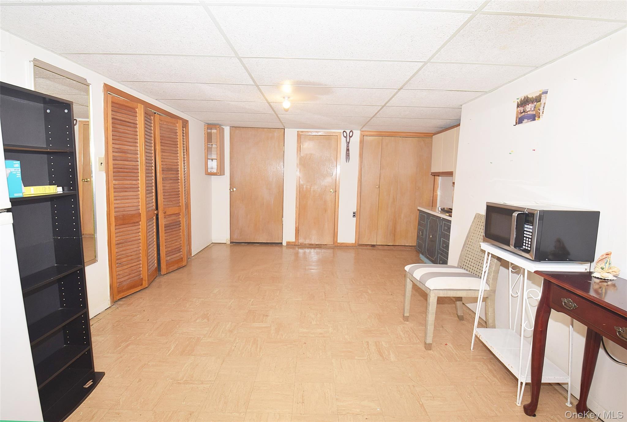 42 Lauren Avenue, Dix Hills, NY 11746