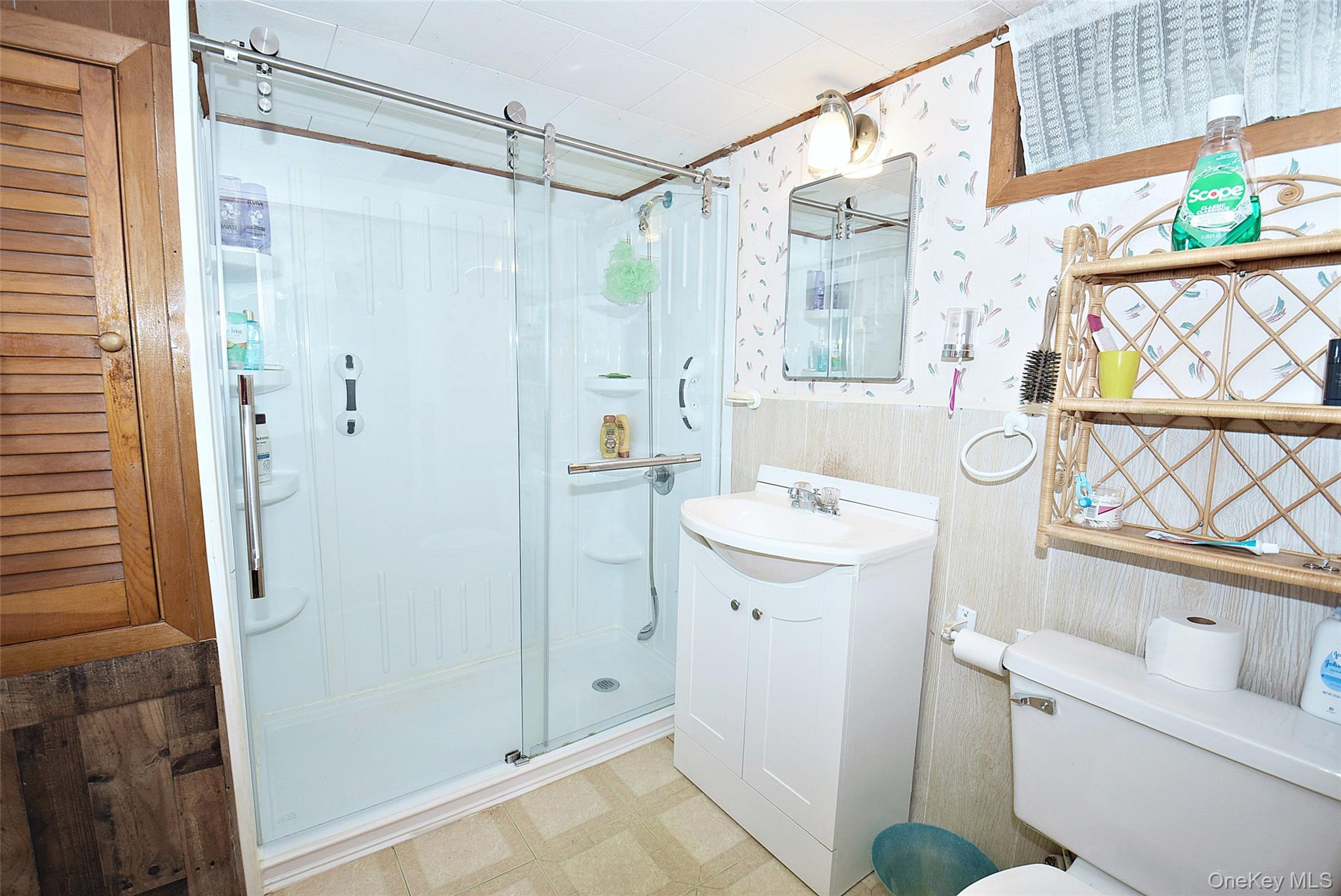 42 Lauren Avenue, Dix Hills, NY 11746