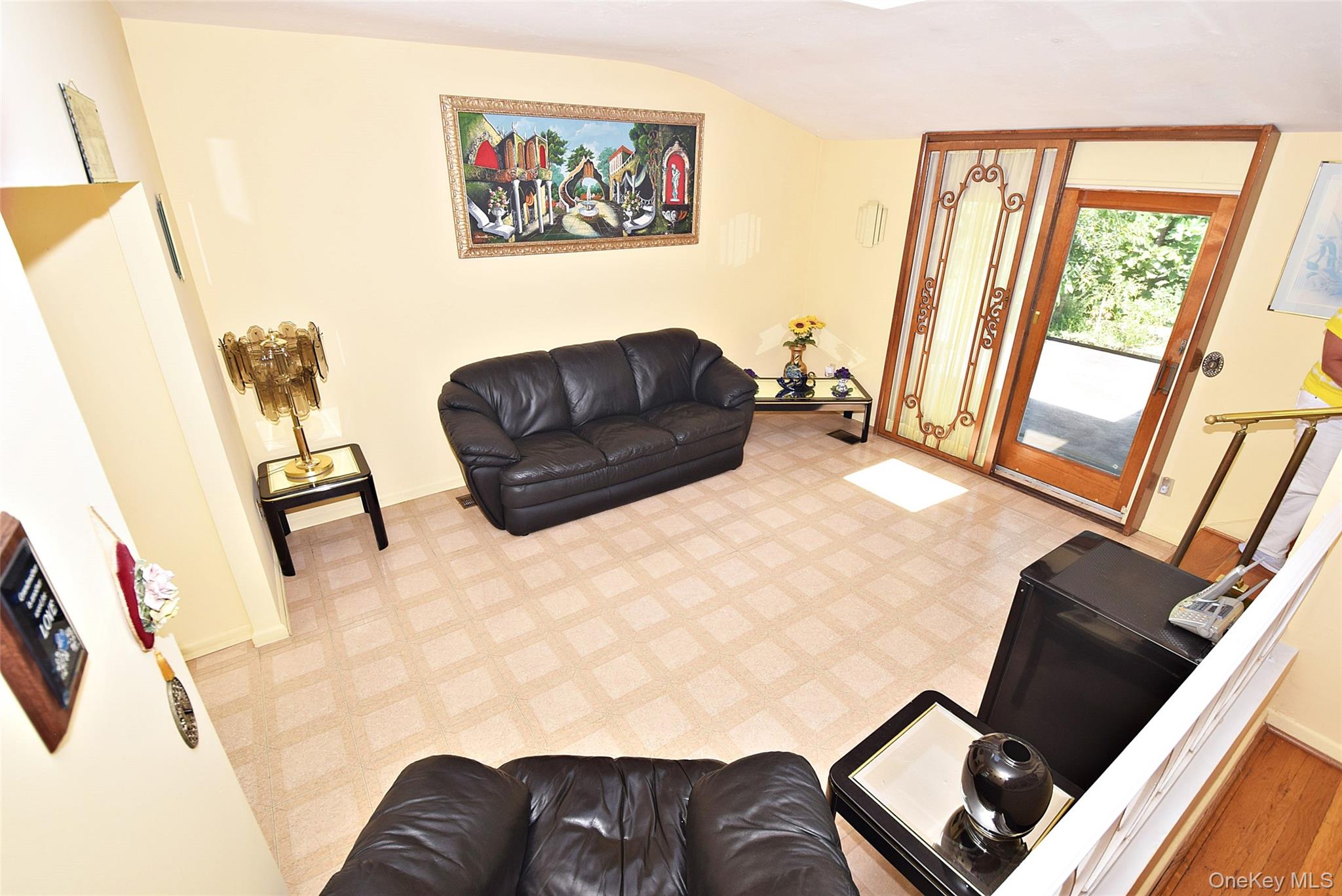 42 Lauren Avenue, Dix Hills, NY 11746