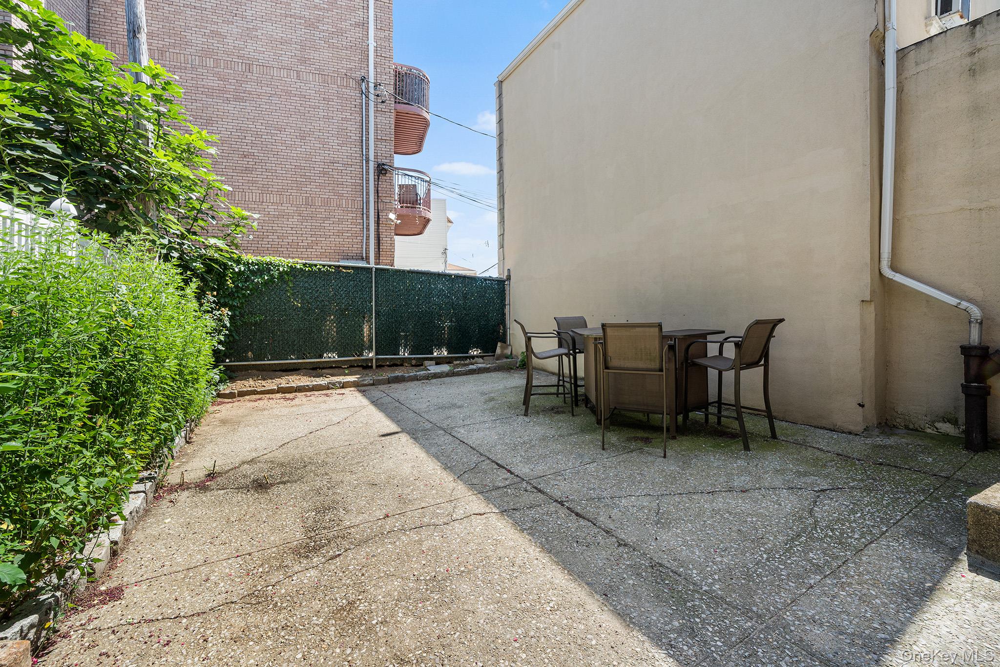 6921 78th Street, Middle Village, NY 11379