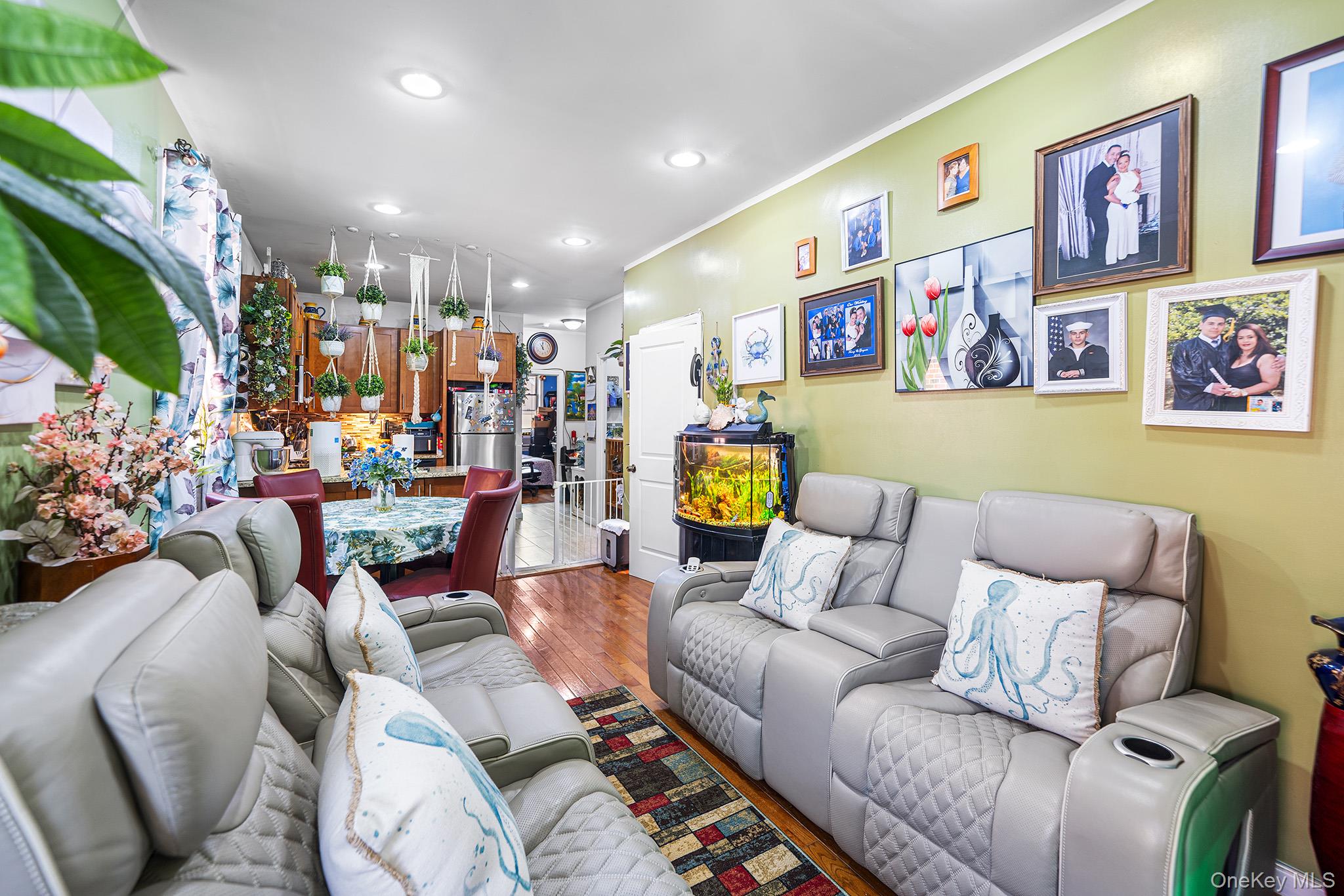 6921 78th Street, Middle Village, NY 11379