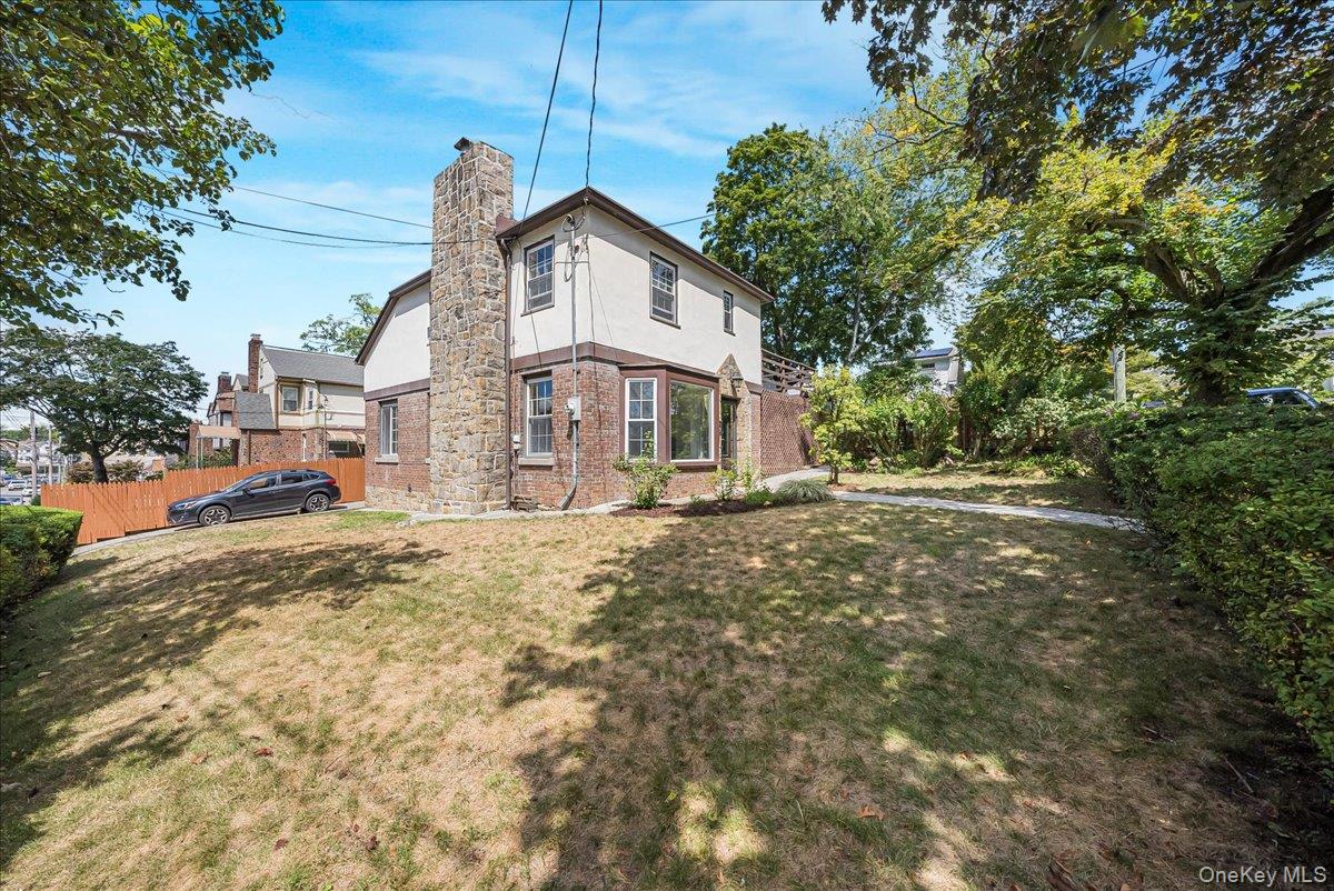 549 Park Avenue, Yonkers, NY 10703