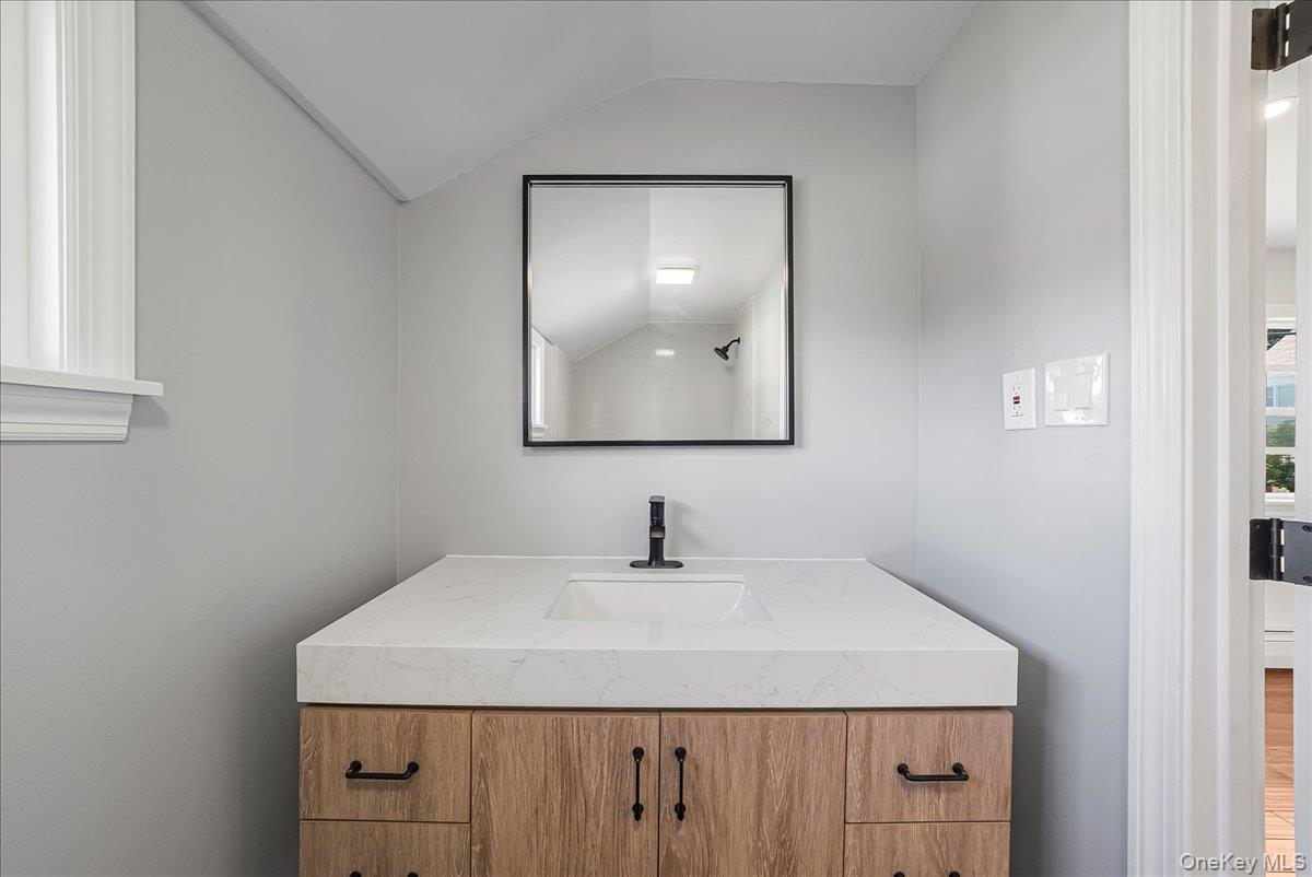 549 Park Avenue, Yonkers, NY 10703