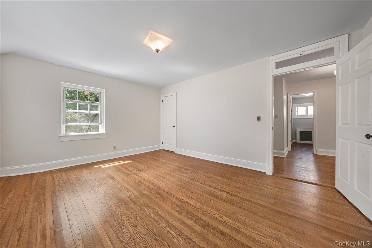 549 Park Avenue, Yonkers, NY 10703