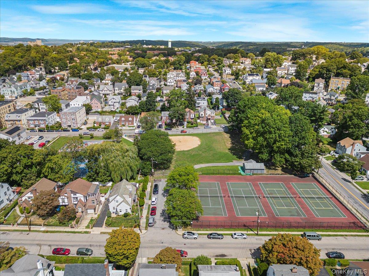 549 Park Avenue, Yonkers, NY 10703