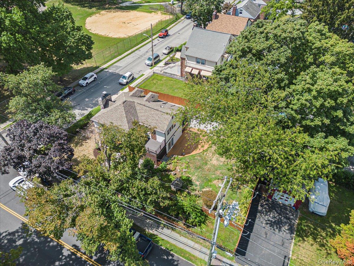 549 Park Avenue, Yonkers, NY 10703