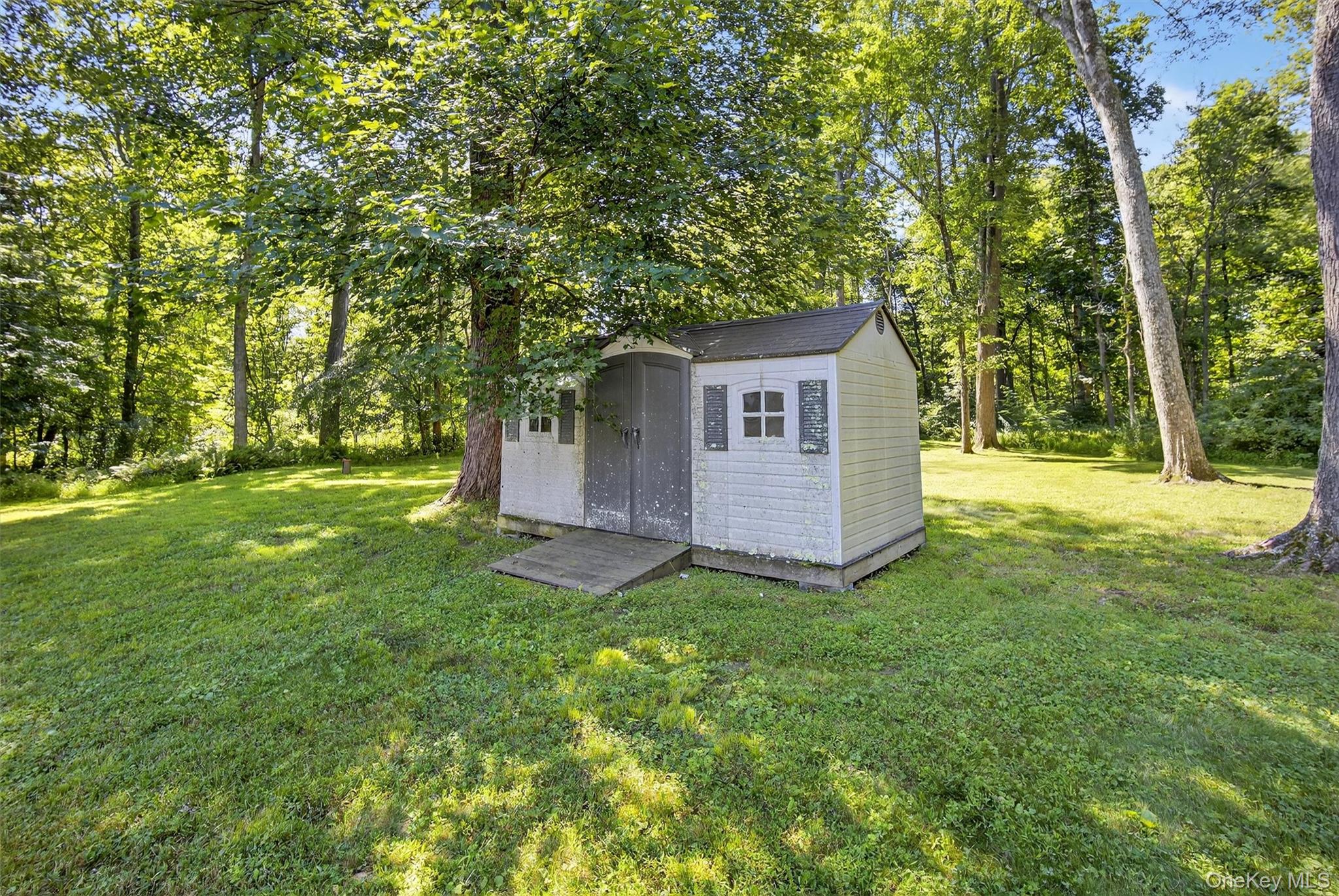 20 Pinebrook Loop, Hopewell Junction, NY 12533