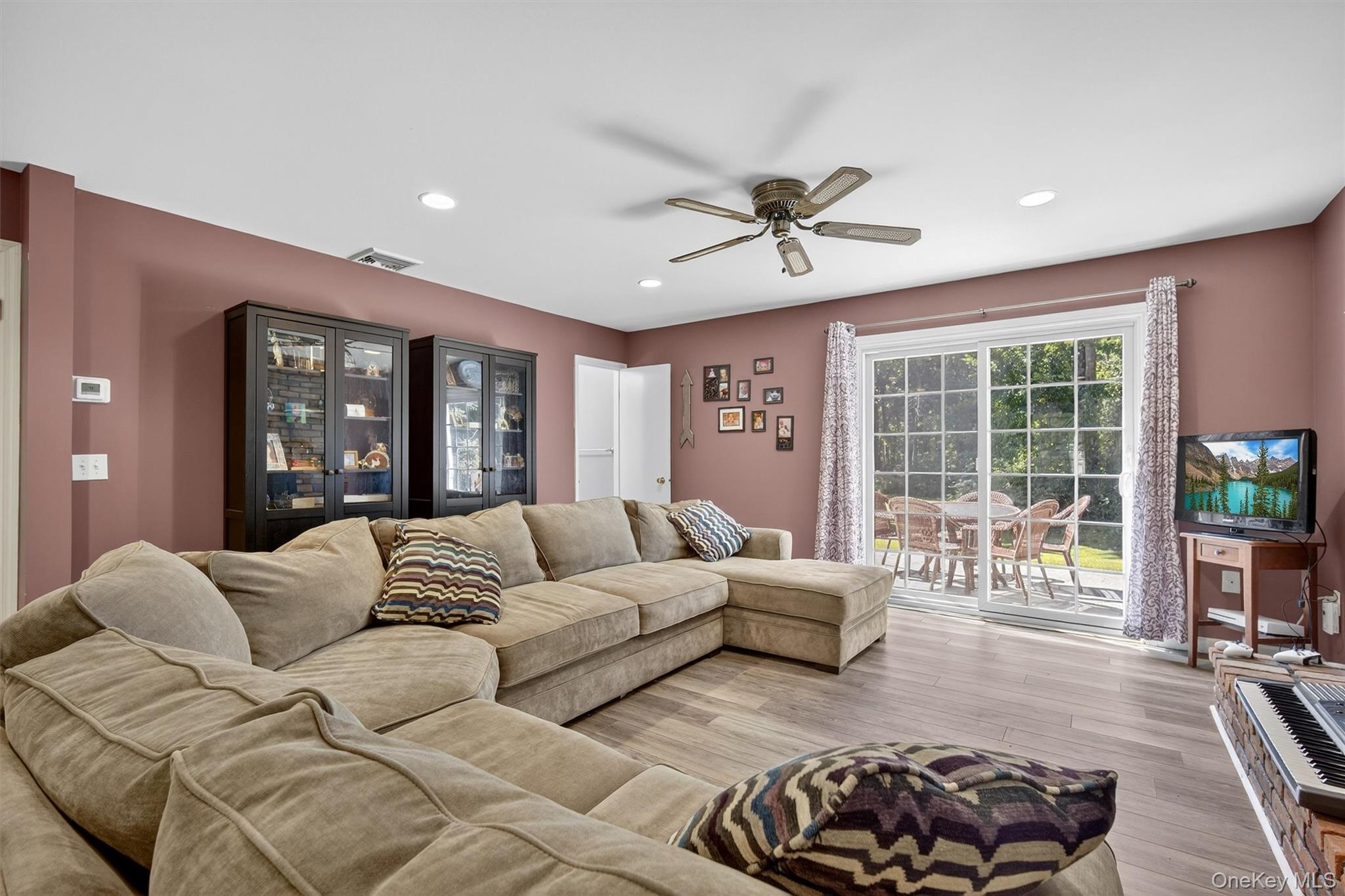 20 Pinebrook Loop, Hopewell Junction, NY 12533