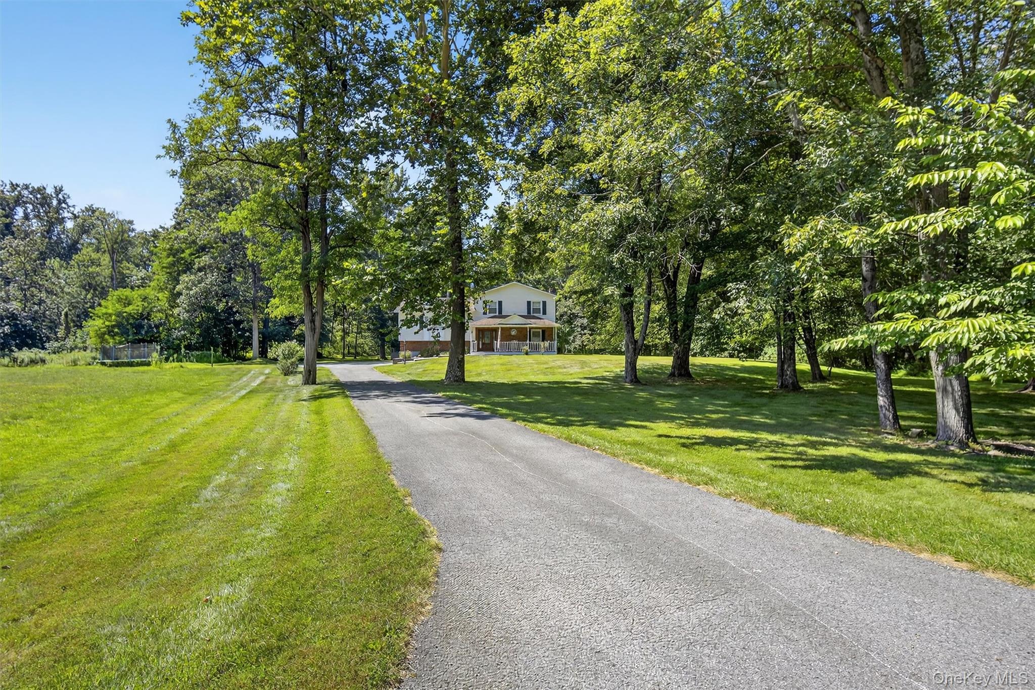 20 Pinebrook Loop, Hopewell Junction, NY 12533