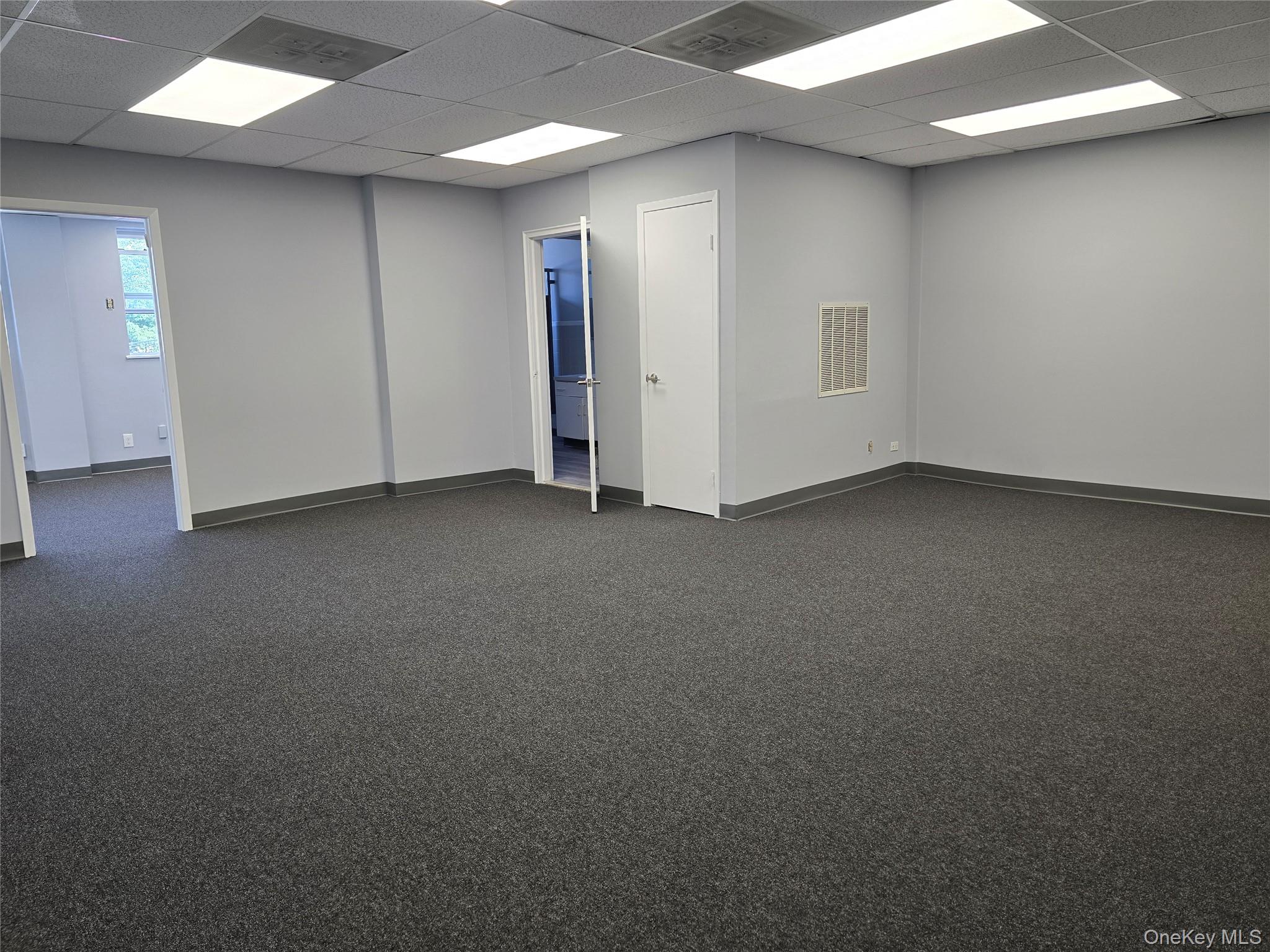 171 Deer Park Avenue # 3, Babylon, NY 11702