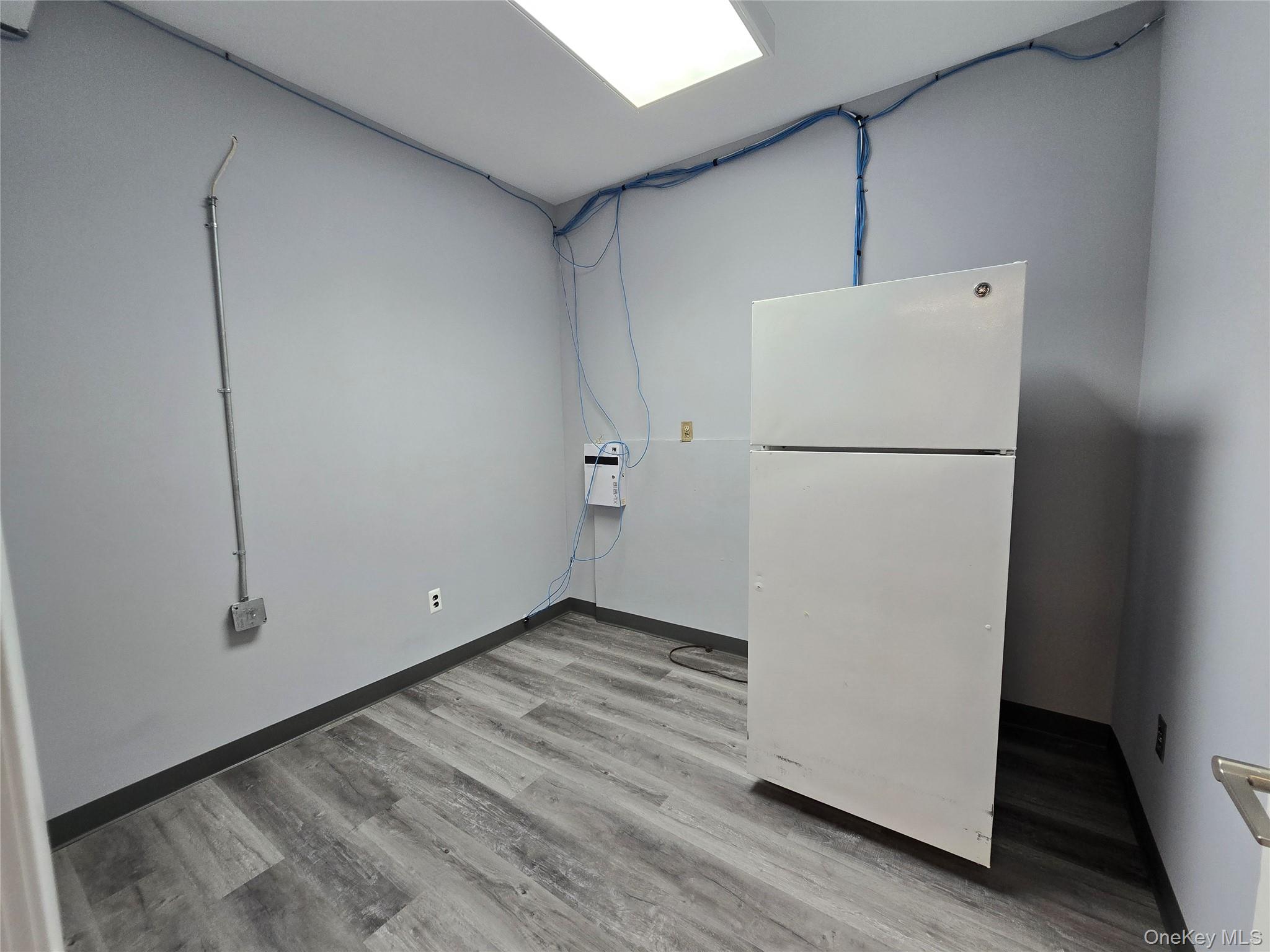 171 Deer Park Avenue # 3, Babylon, NY 11702