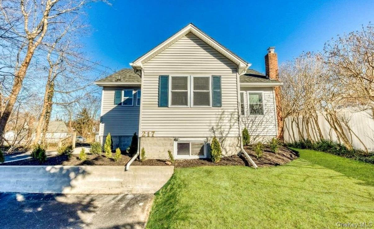 217 Sound Beach Boulevard, Sound Beach, NY 11789