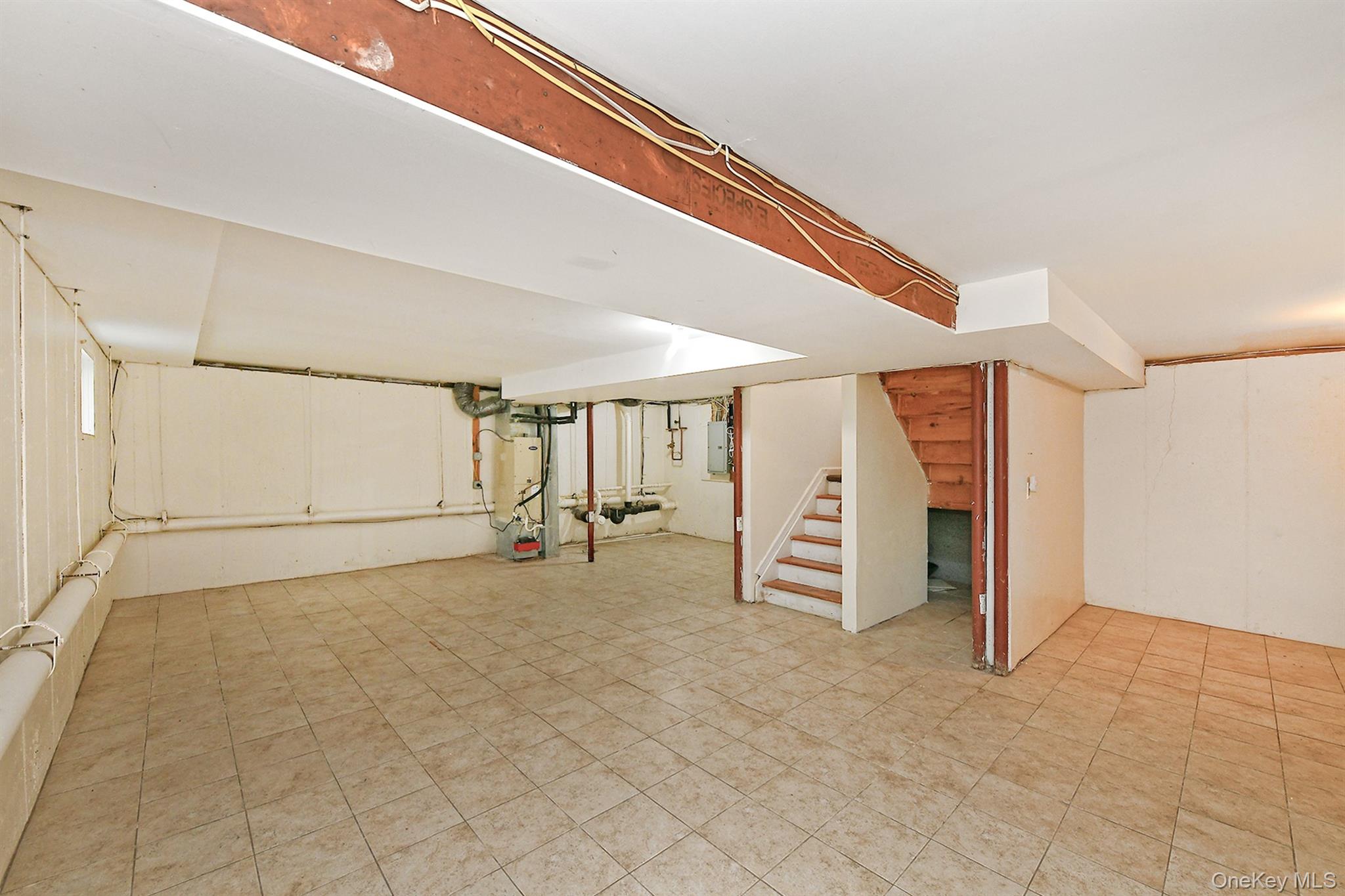 16 Inwood Road # A, Port Washington, NY 11050