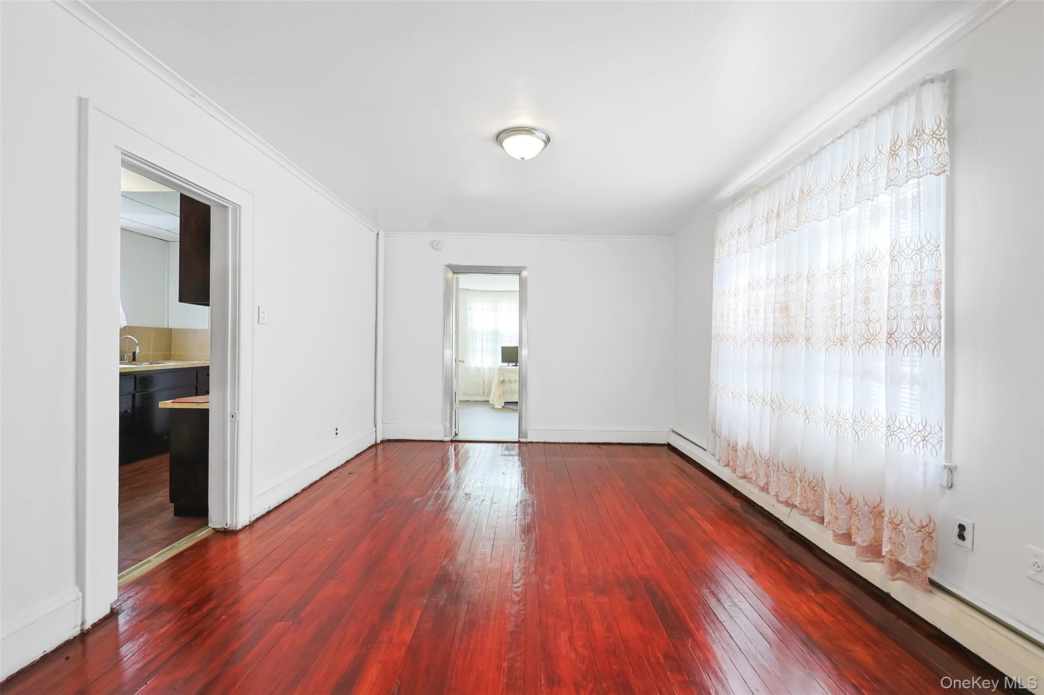 195-12 McLaughlin Avenue, Holliswood, NY 11423