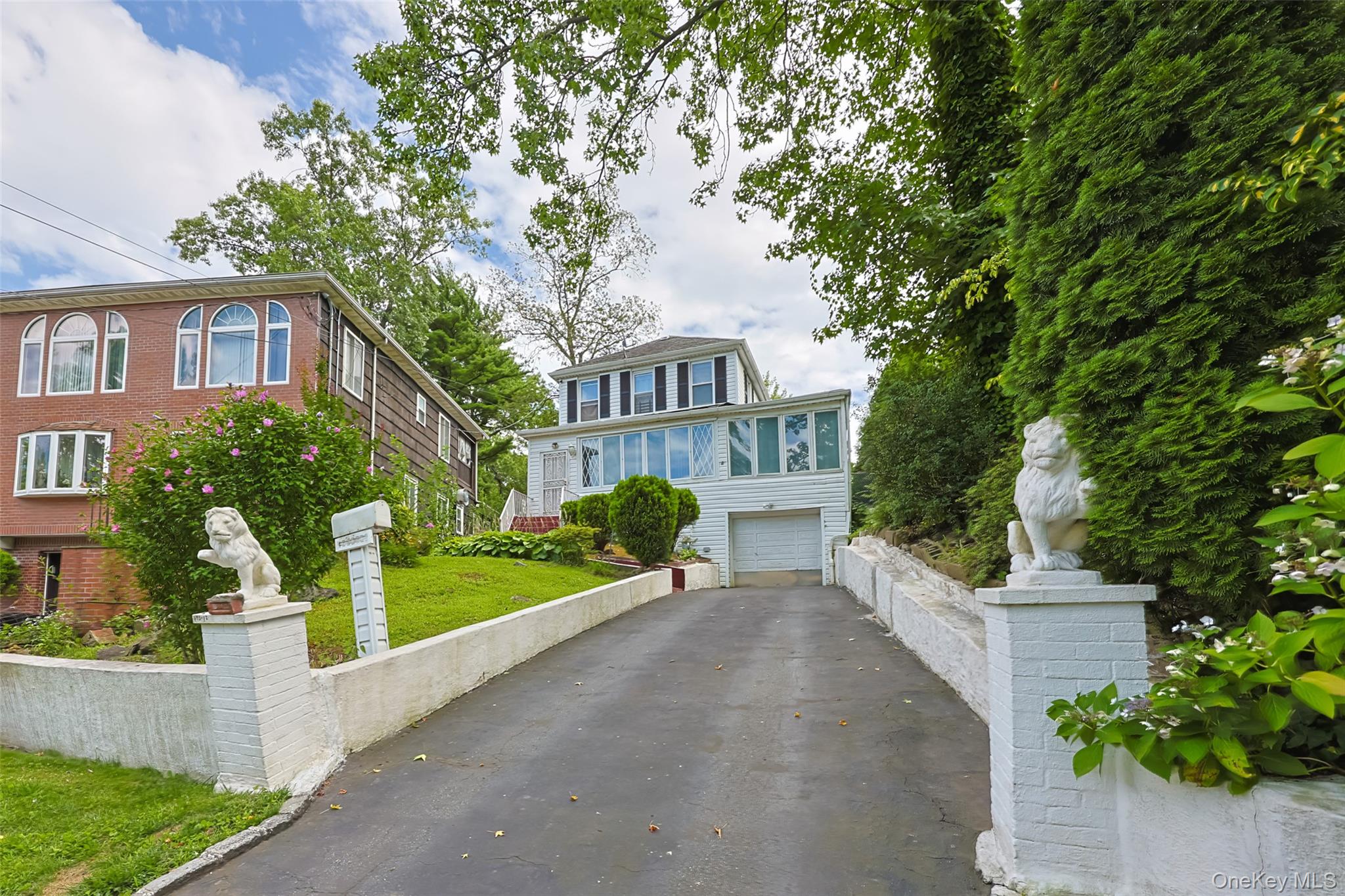 195-12 McLaughlin Avenue, Holliswood, NY 11423