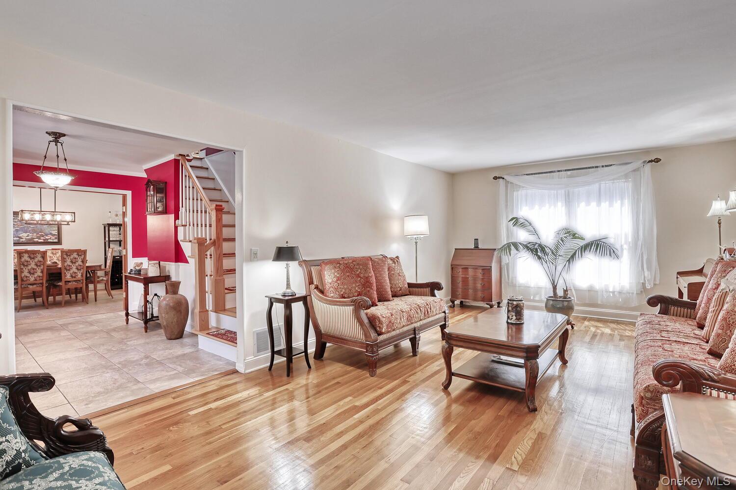 19 Yorkshire Drive, Suffern, NY 10901